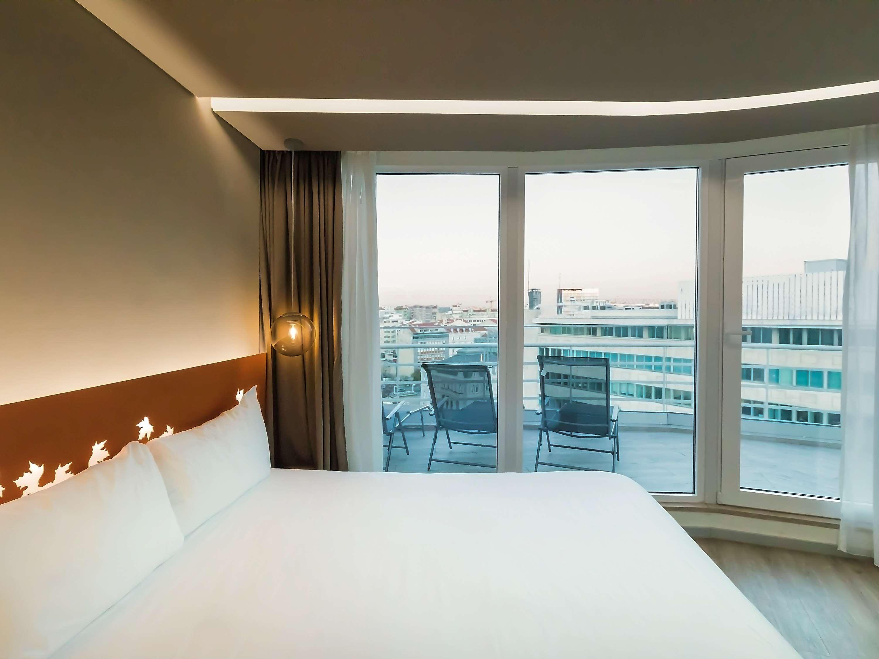 Ibis Styles Lisboa Centro Marques De Pombal Hotel Exterior photo