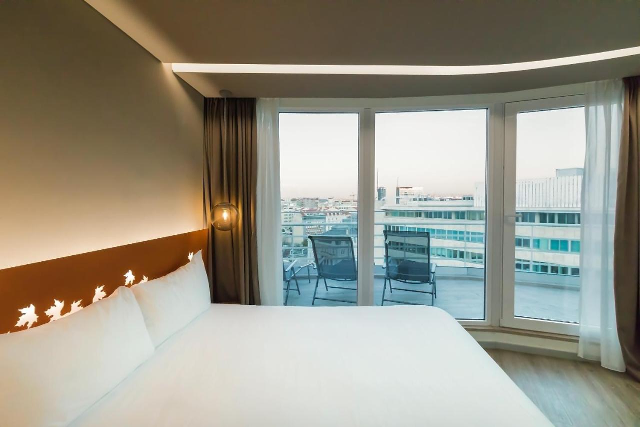 Ibis Styles Lisboa Centro Marques De Pombal Hotel Exterior photo
